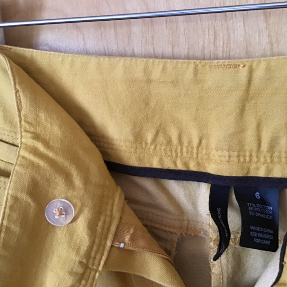 Pants - Picture 3 of 4
